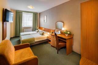 Отель Best Western Hotel Galicya Краков Двухместный номер «Премиум» с 2 отдельными кроватями-3